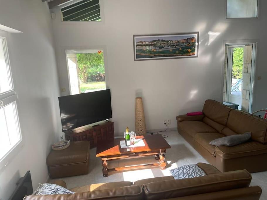 Belle Villa Basque Avec Piscine Et Jardin De 3000M2 サン＝ジャン＝ド＝リュズ エクステリア 写真